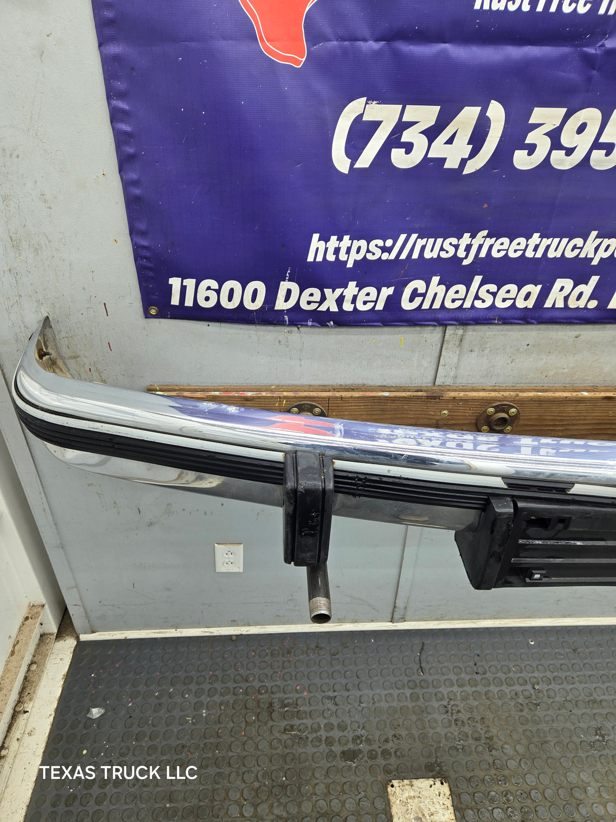 1988-1998 Chevrolet / GMC 1500 2500 3500 Front Bumper