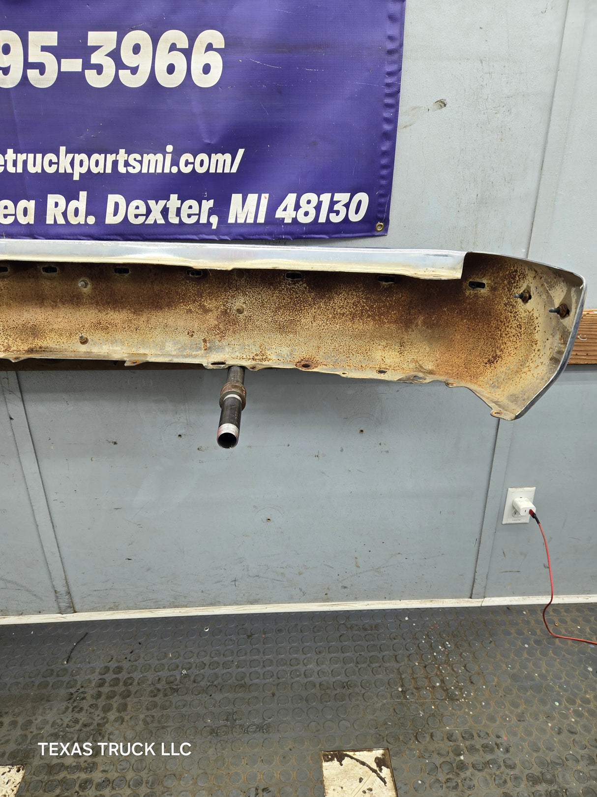 1988-1998 Chevrolet / GMC 1500 2500 3500 Front Bumper