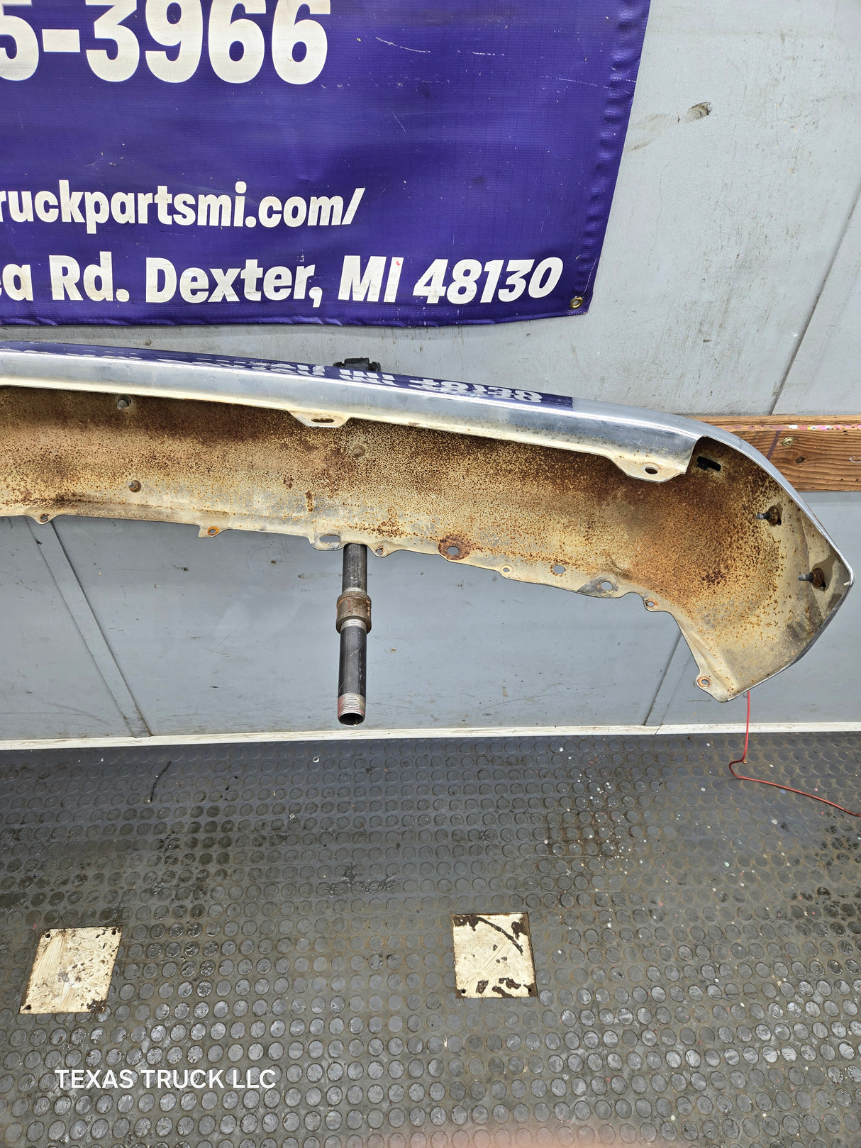 1988-1998 Chevrolet / GMC 1500 2500 3500 Front Bumper