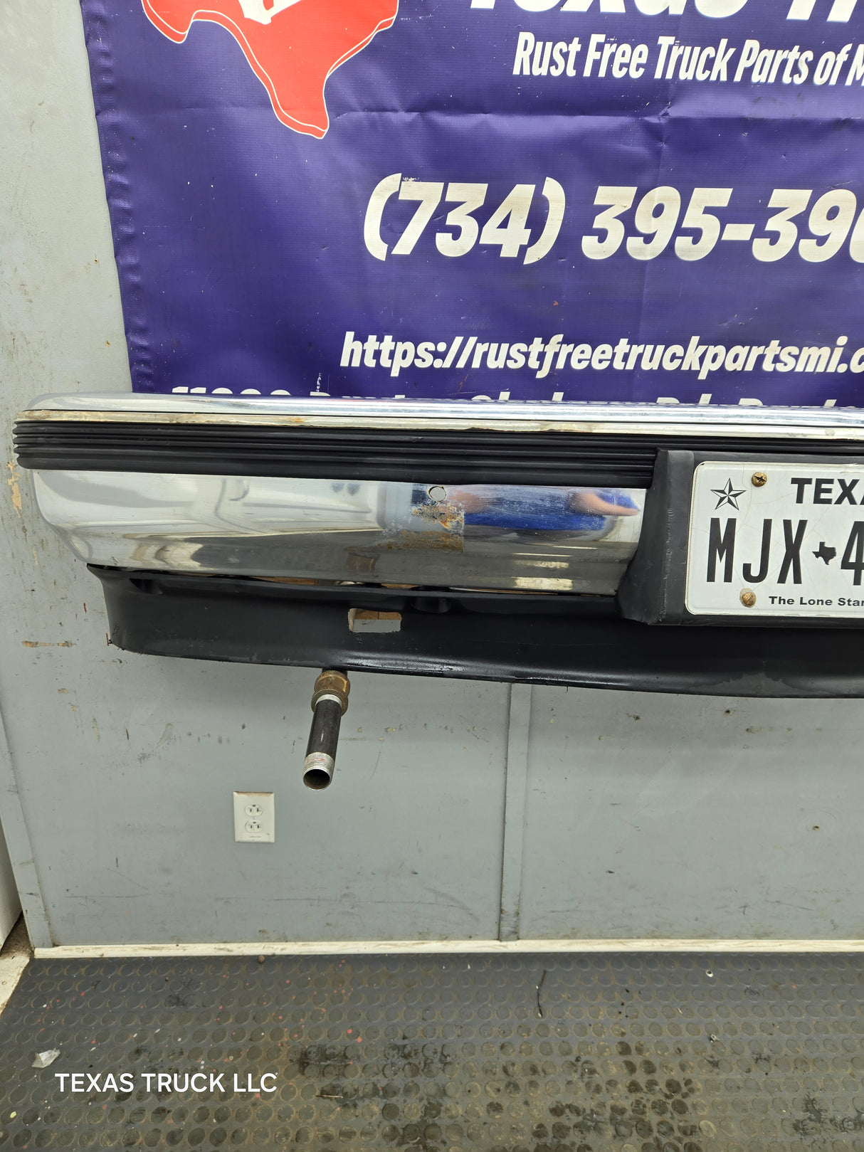 1988-1998 Chevrolet / GMC 1500 2500 3500 Front Bumper