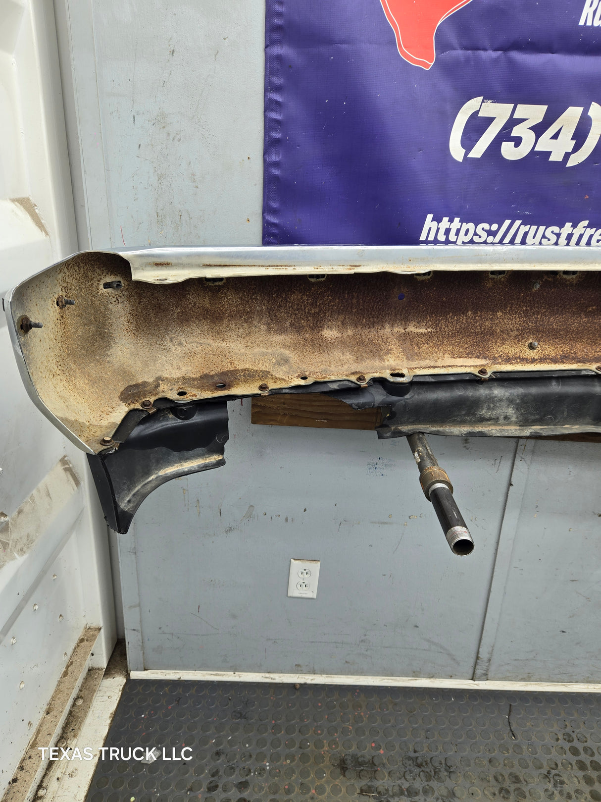 1988-1998 Chevrolet / GMC 1500 2500 3500 Front Bumper