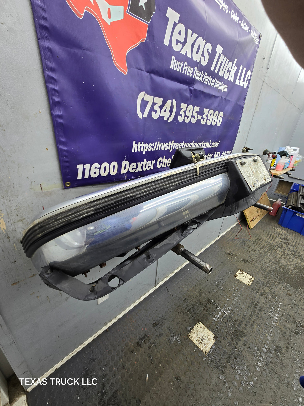 1988-1998 Chevrolet / GMC 1500 2500 3500 Front Bumper