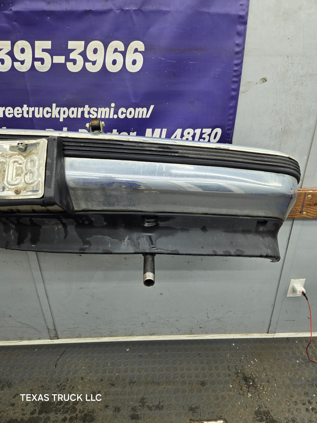 1988-1998 Chevrolet / GMC 1500 2500 3500 Front Bumper