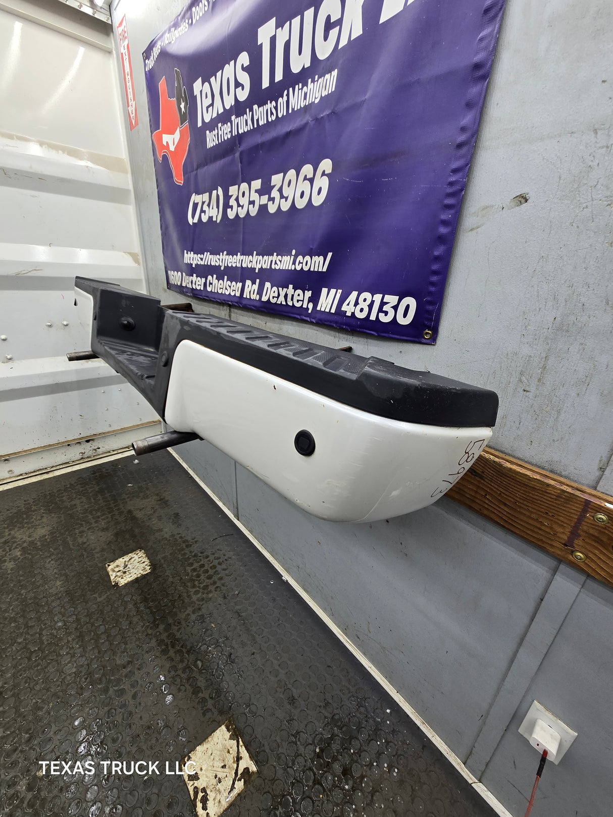 2008-2016 Ford Super Duty F250 F350 F450 F550 Rear Bumper