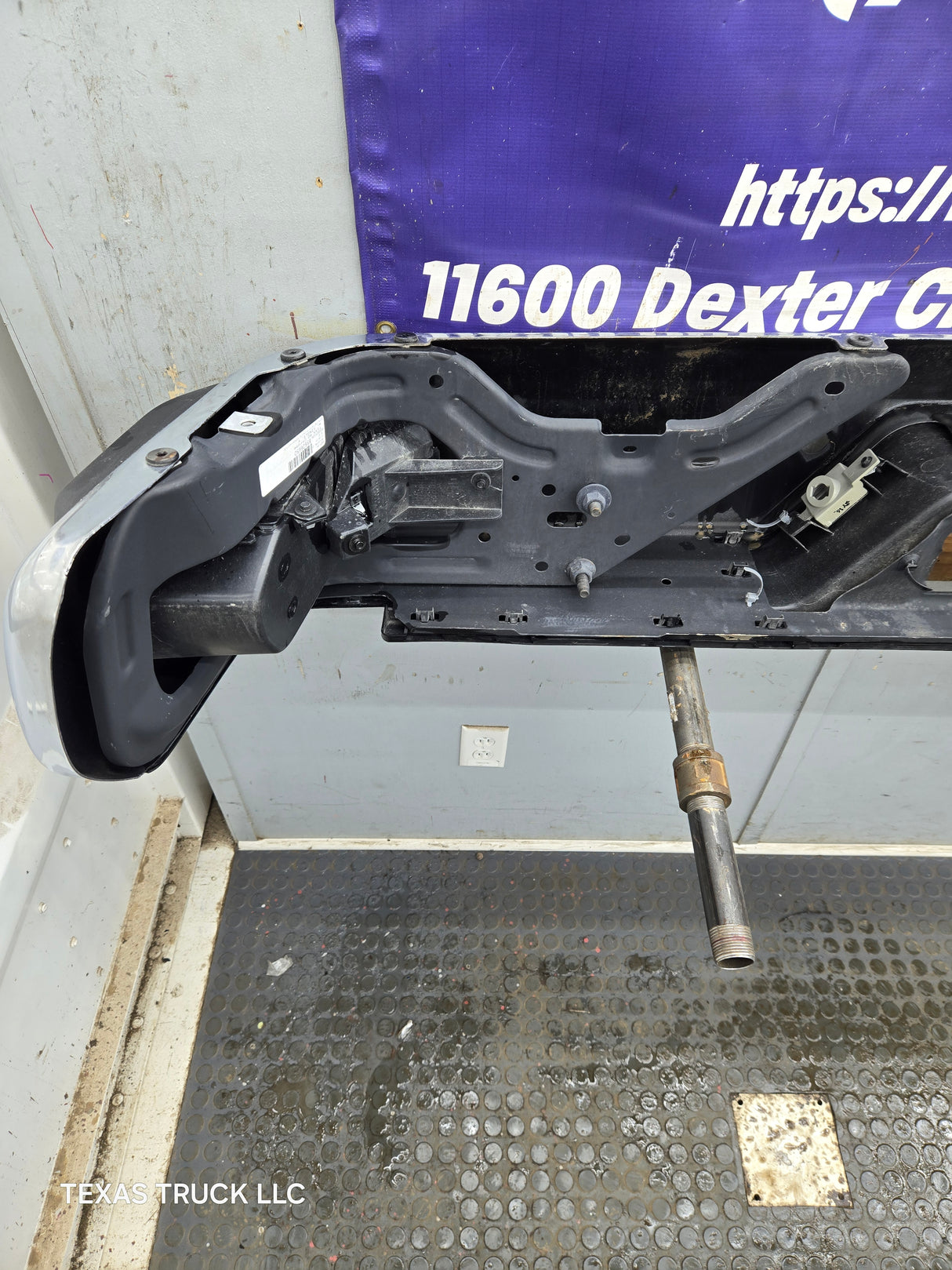 2019-2026 Chevrolet Silverado / GMC Sierra 2500 3500 HD Rear Bumper