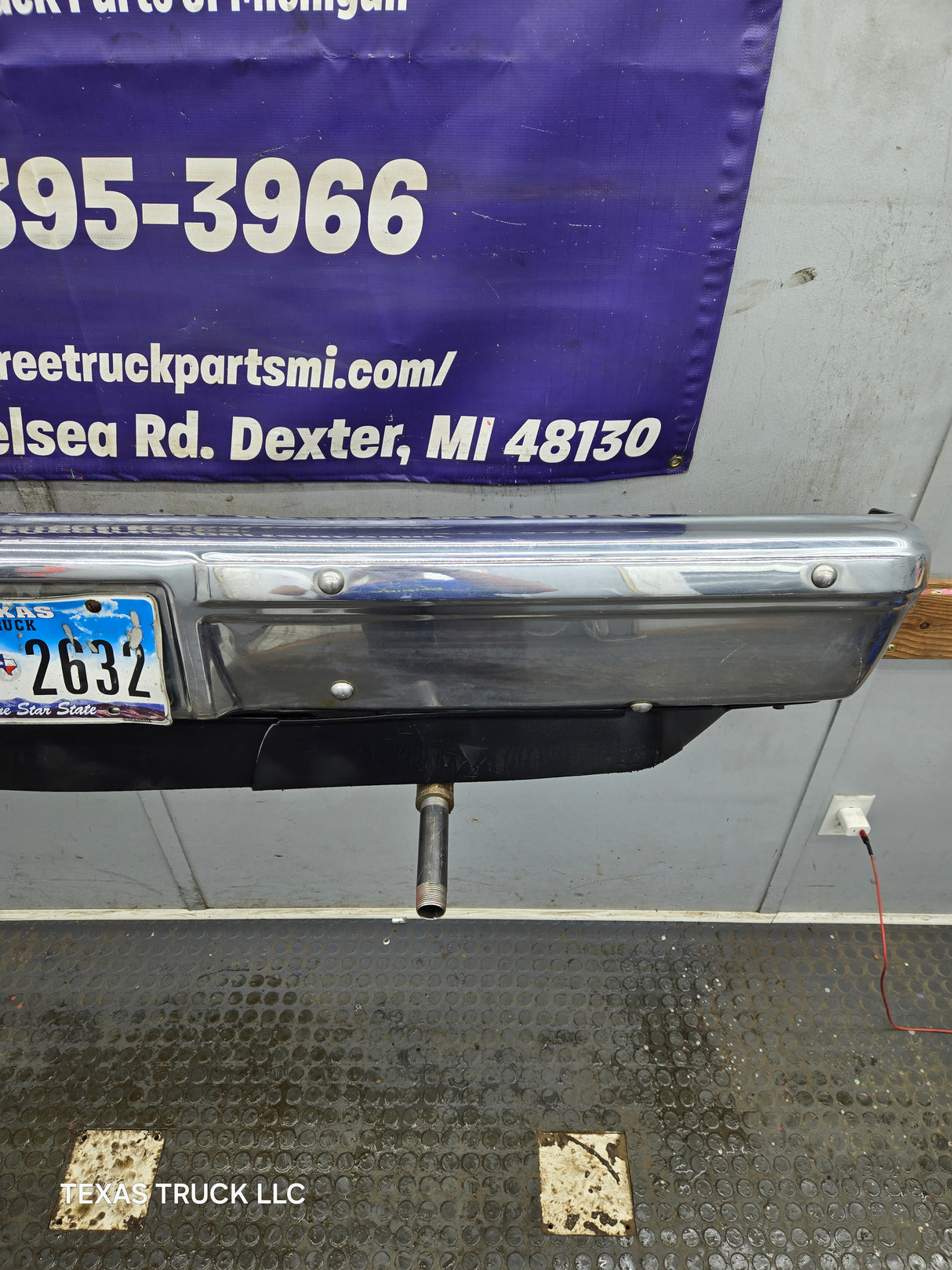 1983-1991 Chevrolet Silverado / GMC Sierra Square Body Front Bumper W/O Impact Strip