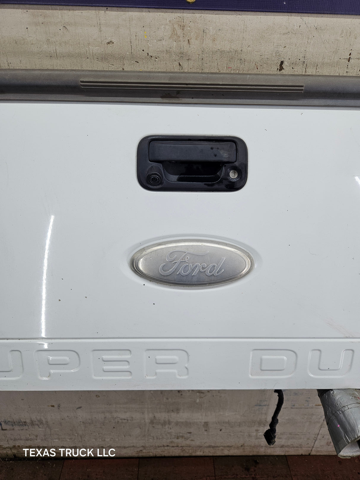 2008-2016 Ford Super Duty Tailgate with step F250 F350 F450 F550