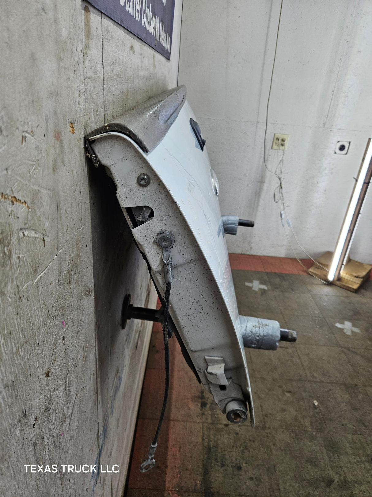 2008-2016 Ford Super Duty Tailgate with step F250 F350 F450 F550
