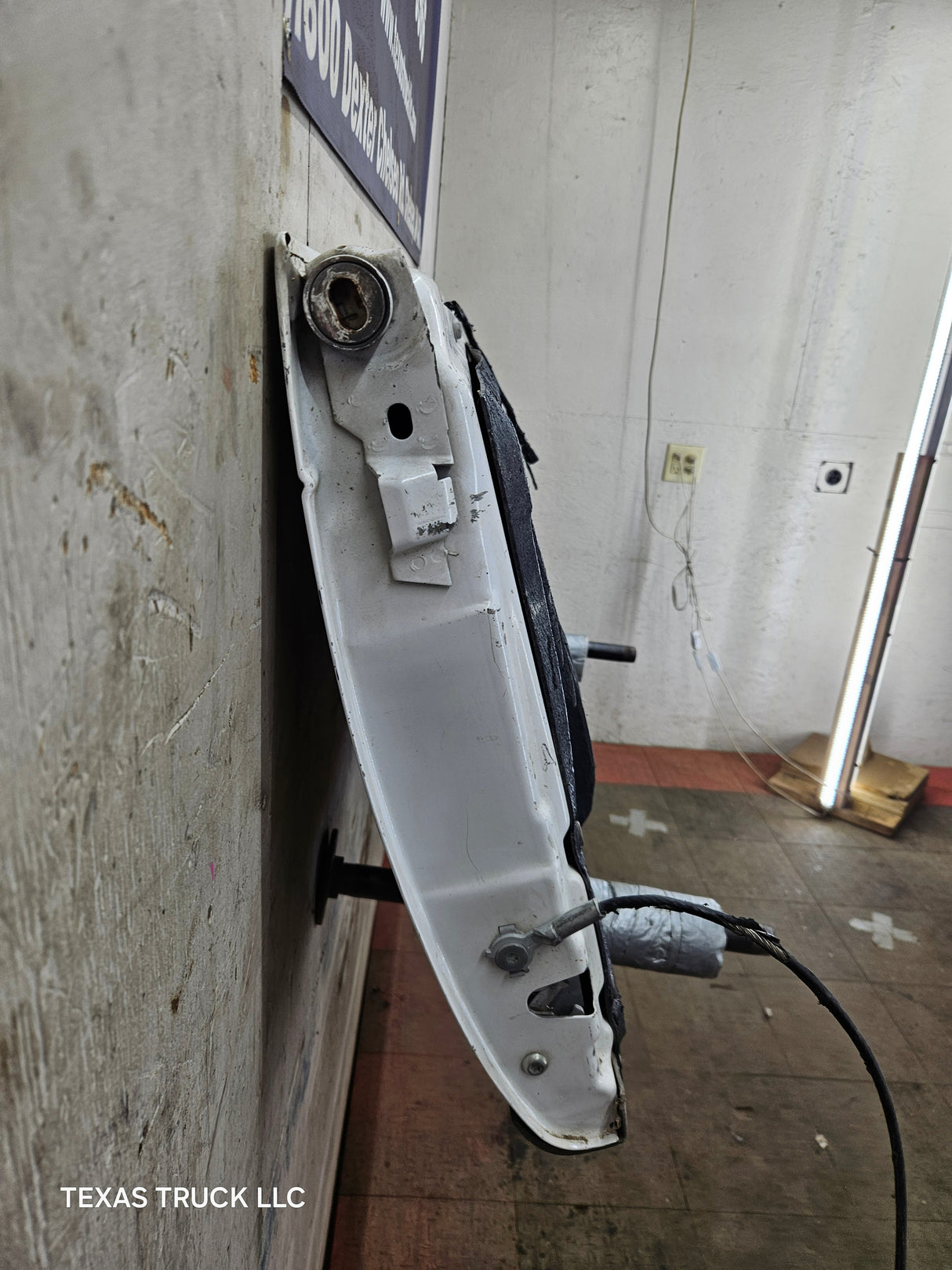2008-2016 Ford Super Duty Tailgate with step F250 F350 F450 F550
