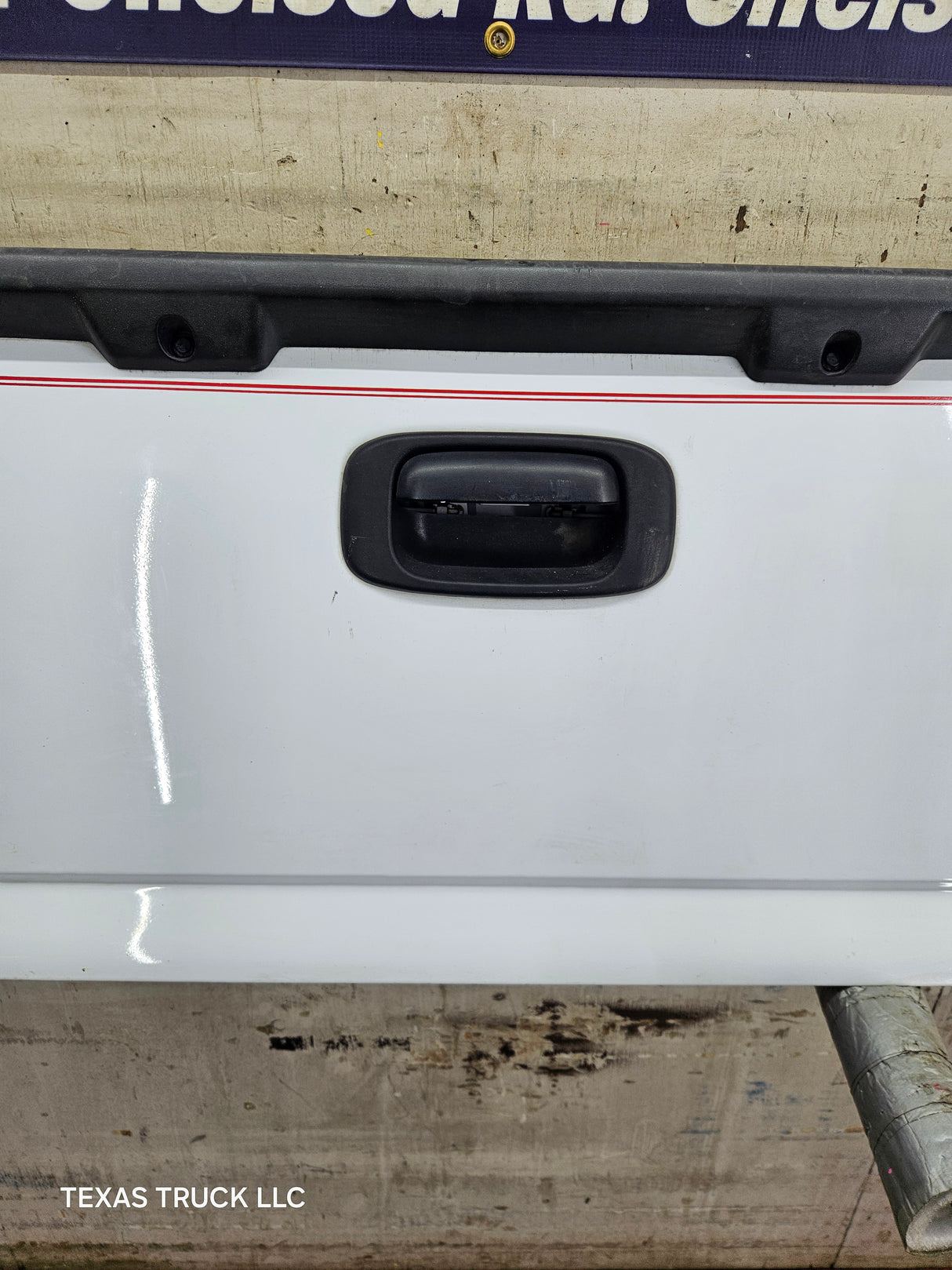1999-2007 Chevrolet Silverado / GMC Sierra 1500 2500 3500 Tailgate