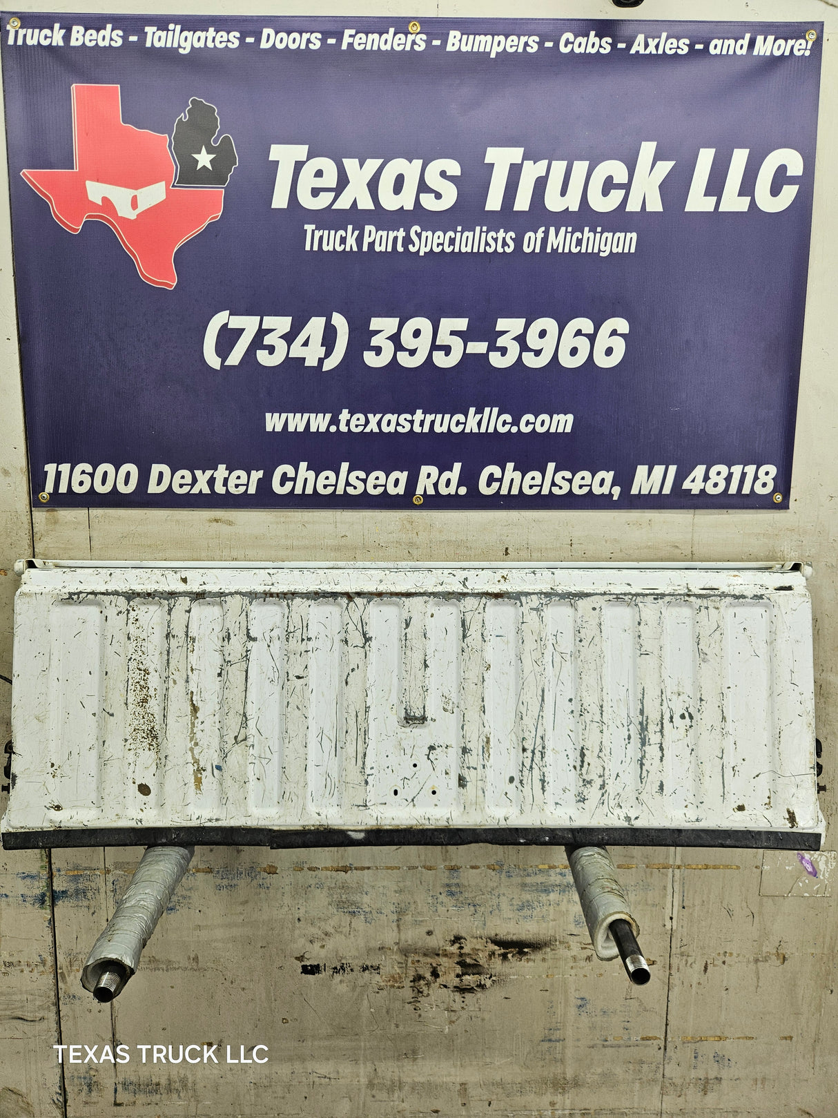1999-2007 Chevrolet Silverado / GMC Sierra 1500 2500 3500 Tailgate