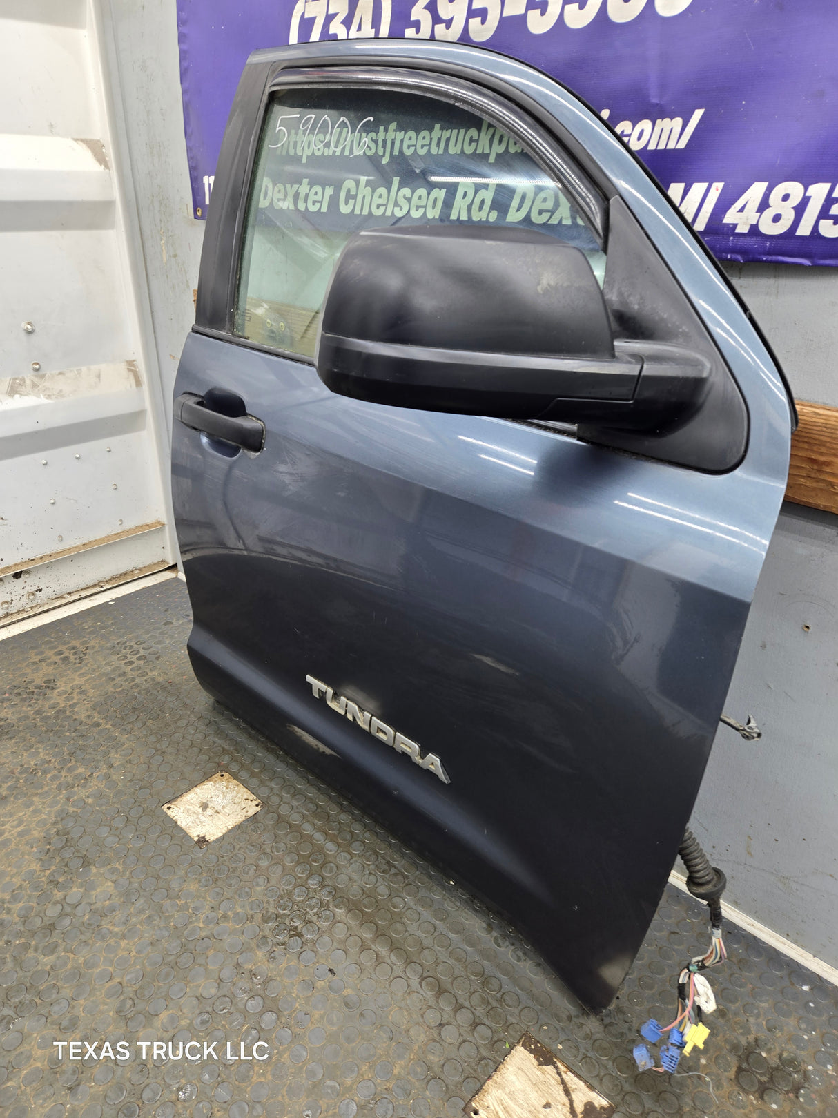 2007-2021 Toyota Tundra Passenger Side RH Front Door