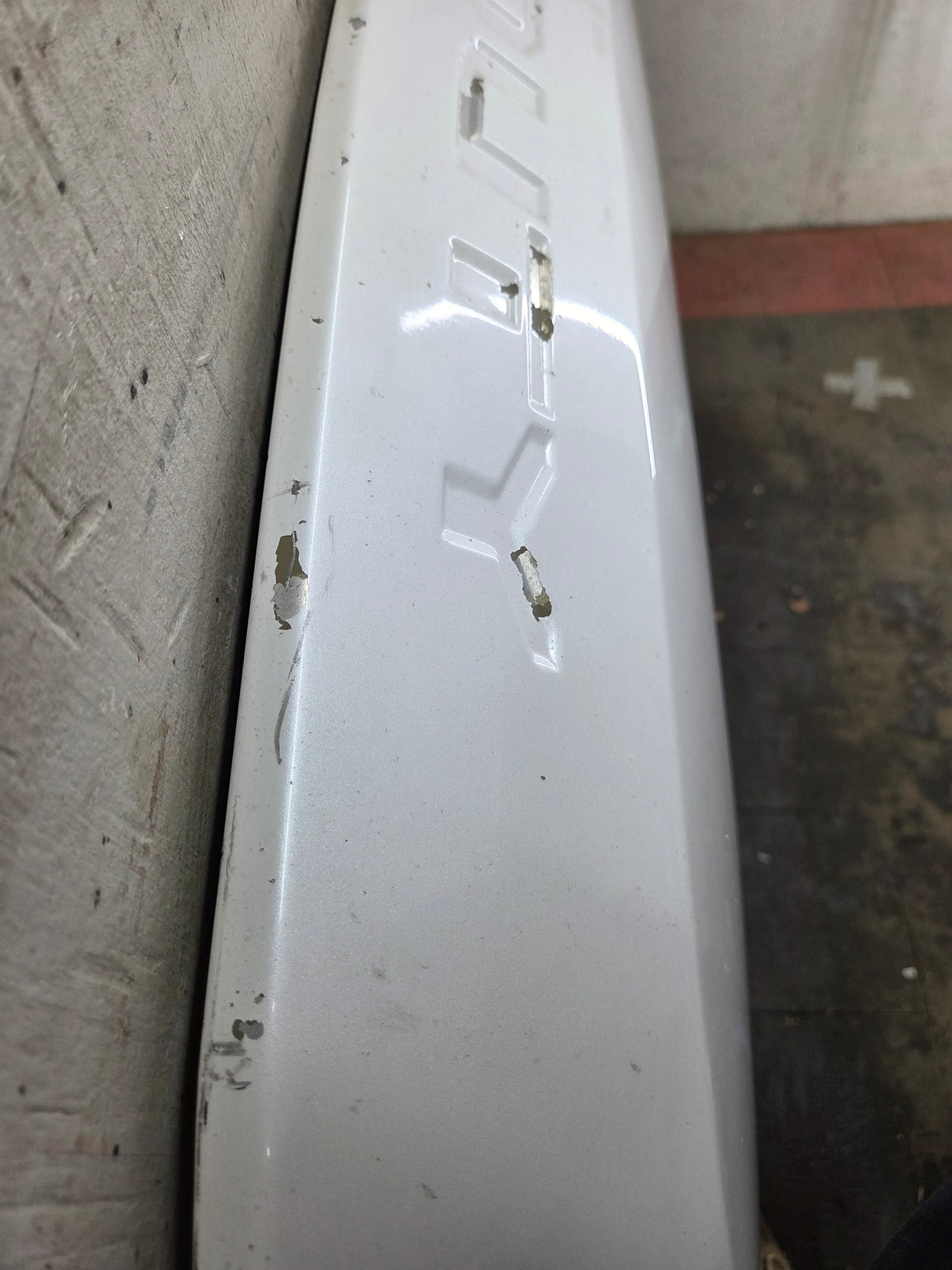 2017-2022 Ford Super Duty Hood F250 F350 F450 F550 - Pearl White