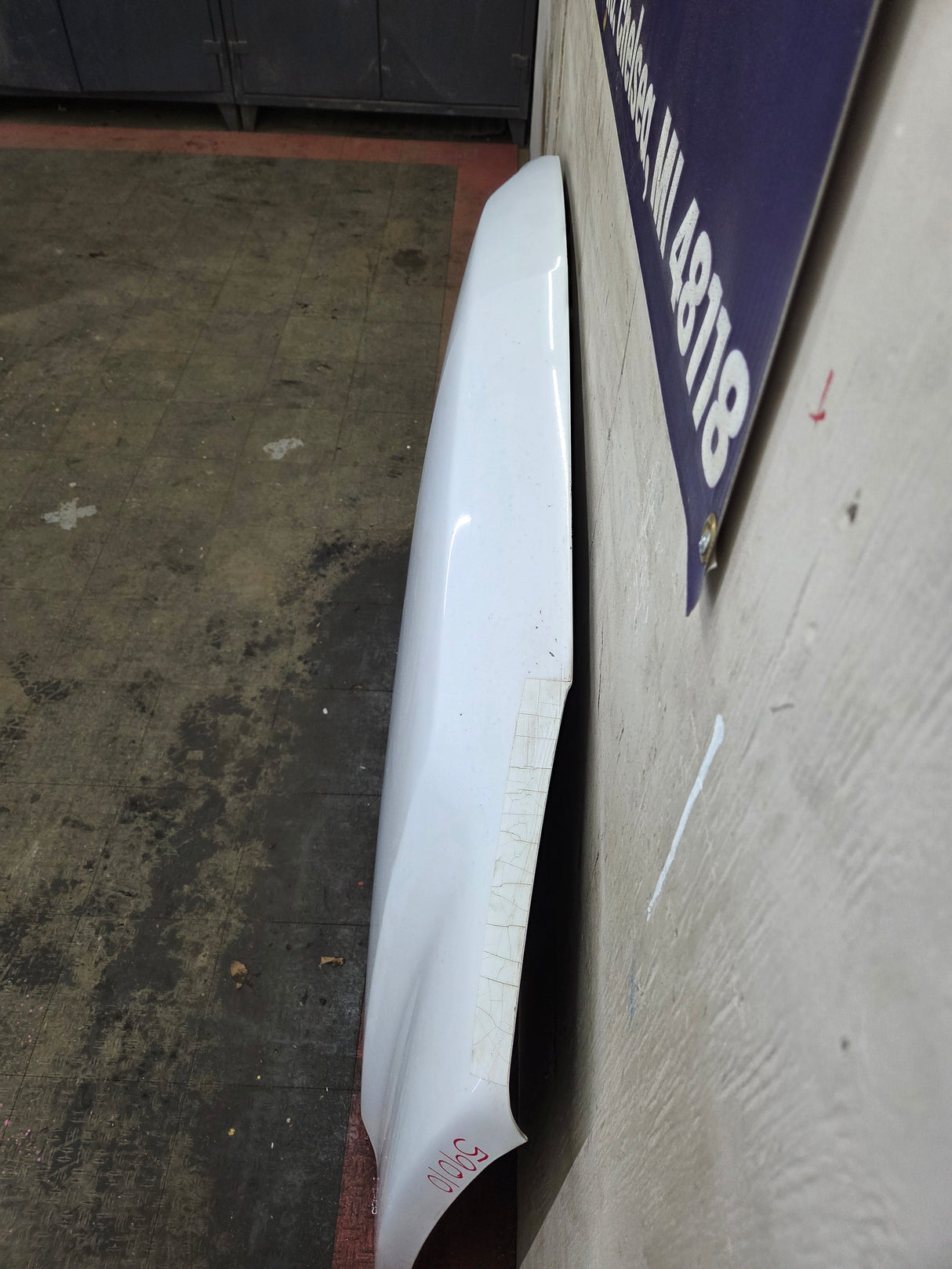 2003-2006 Chevrolet Silverado 2500 3500 Cateye HD Hood OEM