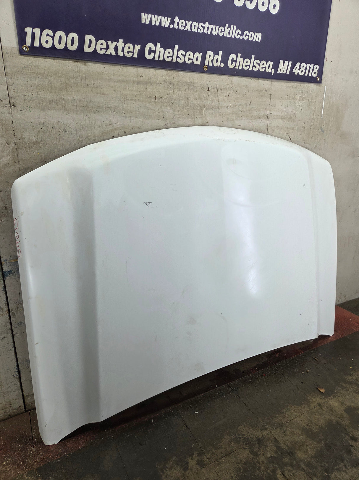 2003-2006 Chevrolet Silverado 2500 3500 Cateye HD Hood OEM