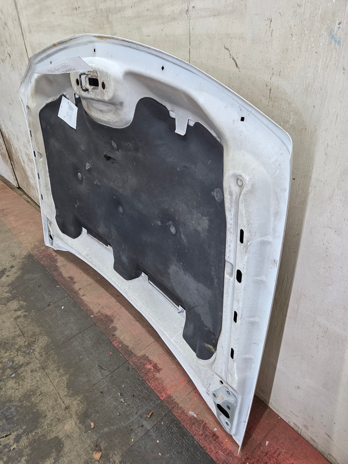 2003-2006 Chevrolet Silverado 2500 3500 Cateye HD Hood OEM