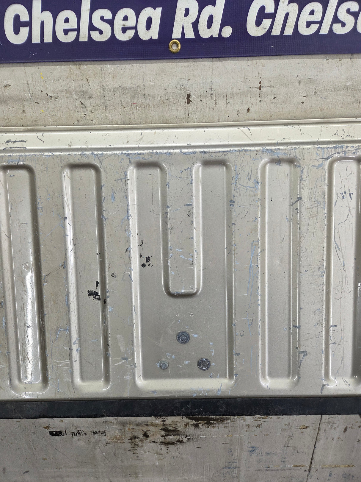 1999-2007 Chevrolet Silverado / GMC Sierra 1500 2500 3500 Tailgate