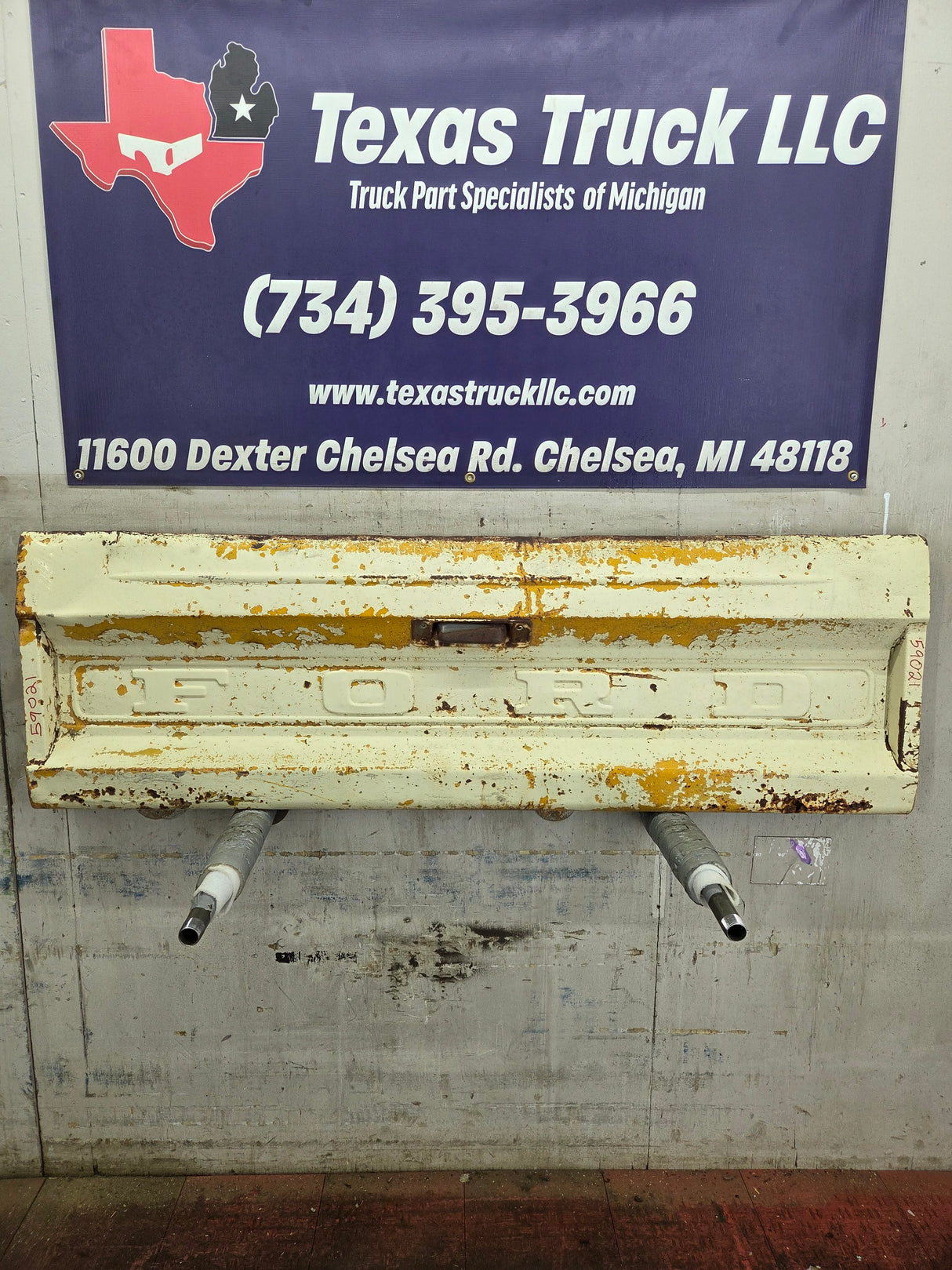 1973-1979 Ford F100 F150 F250 F350 Tailgate