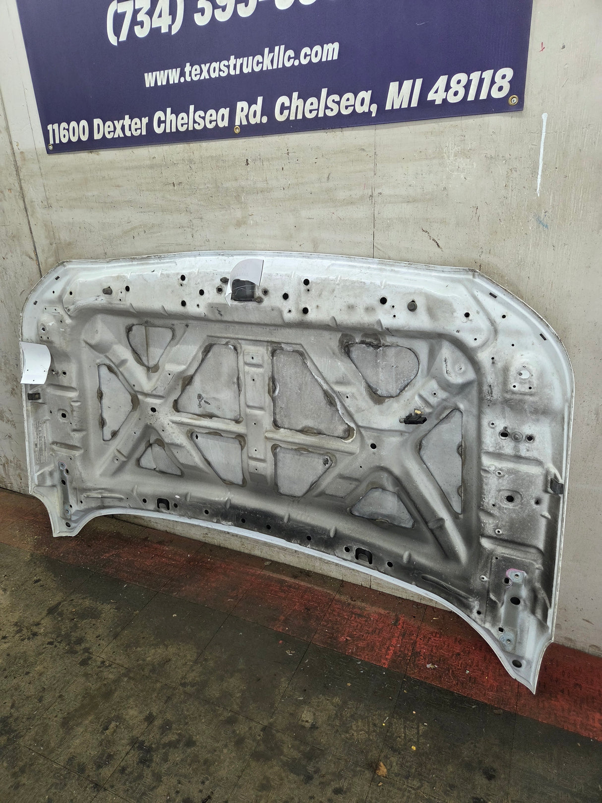 2011-2016 Ford Super Duty Hood F250 F350 F450 F550 - White