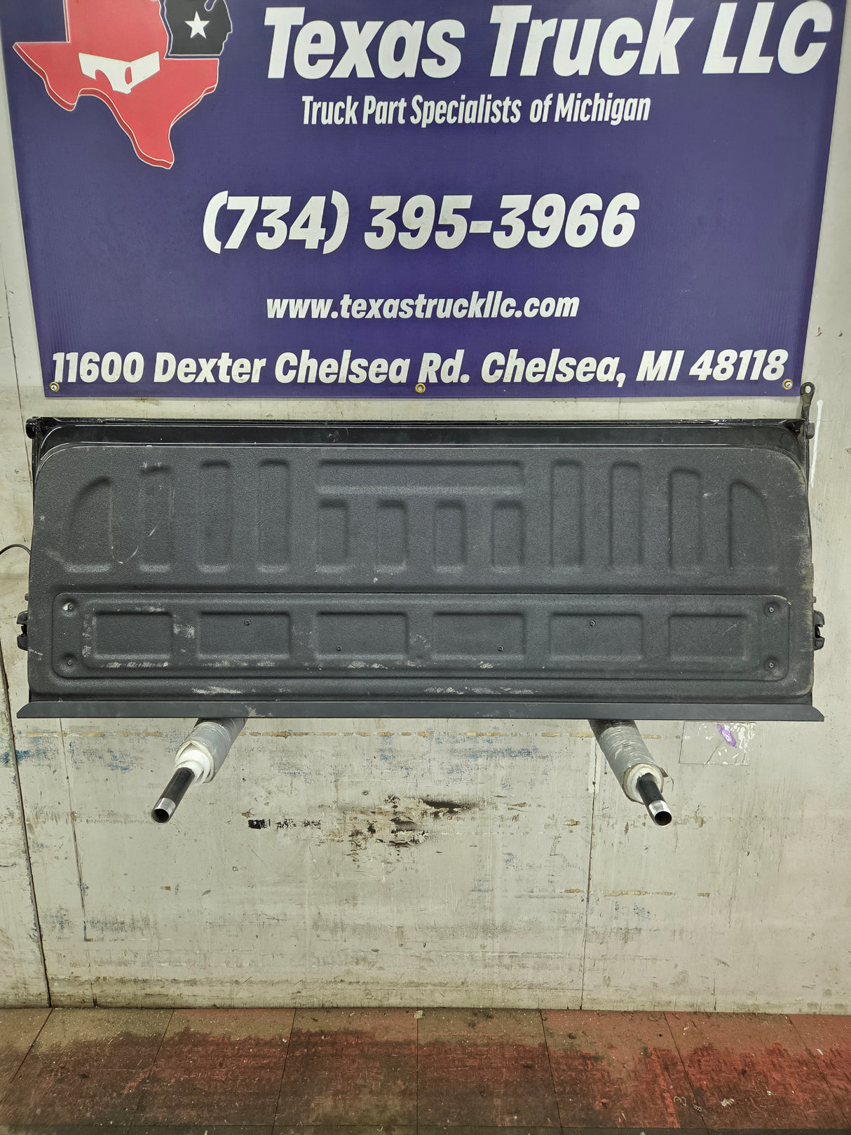 2014-2019 Chevrolet Silverado / GMC Sierra 1500 2500 3500 HD Tailgate