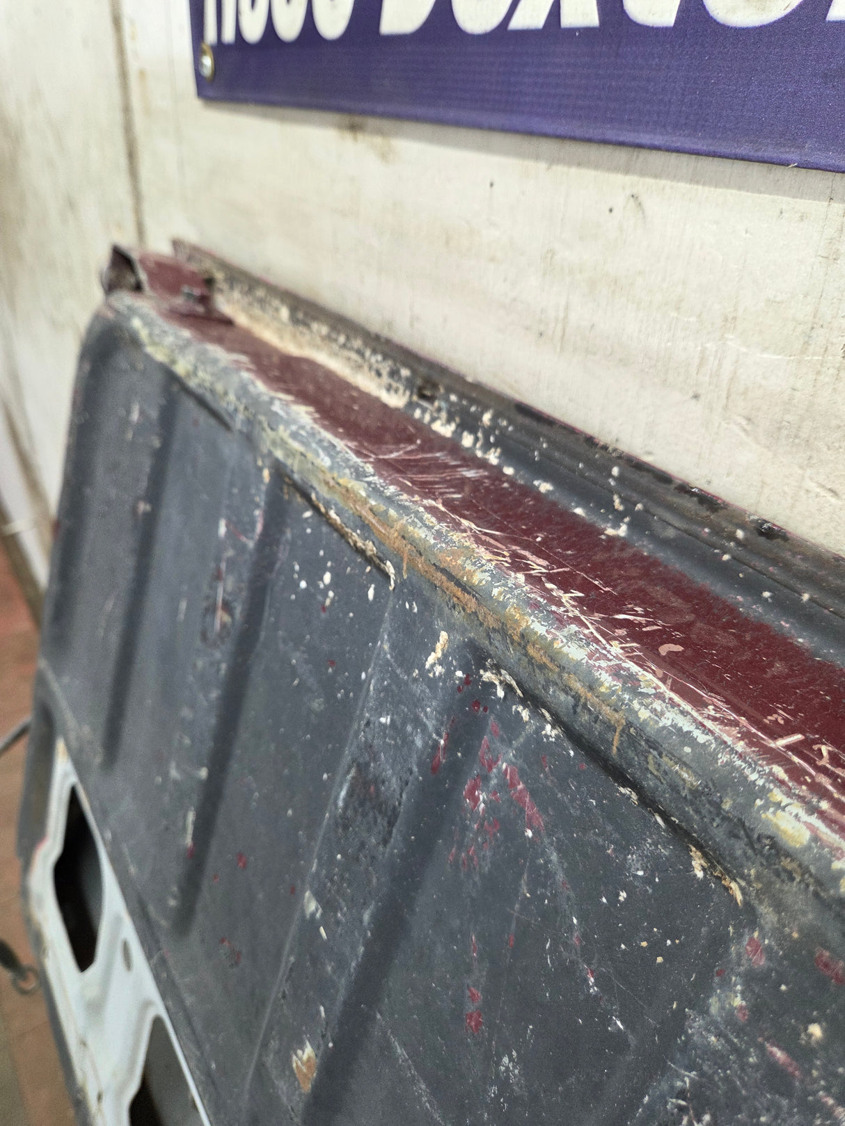 2004-2012 Nissan Titan Tailgate