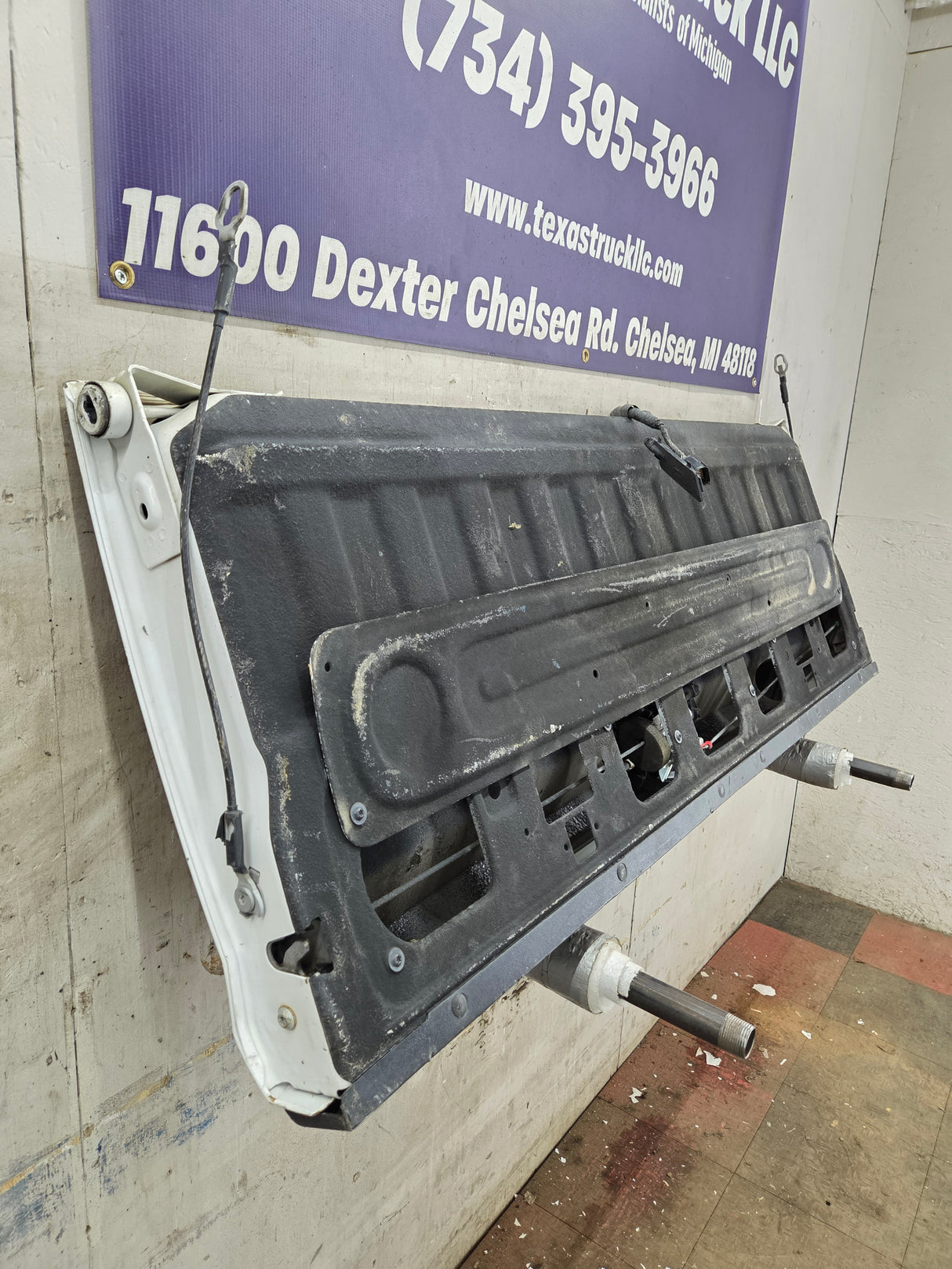 2009-2018 Dodge Ram 4th Gen 1500 2500 3500 Tailgate