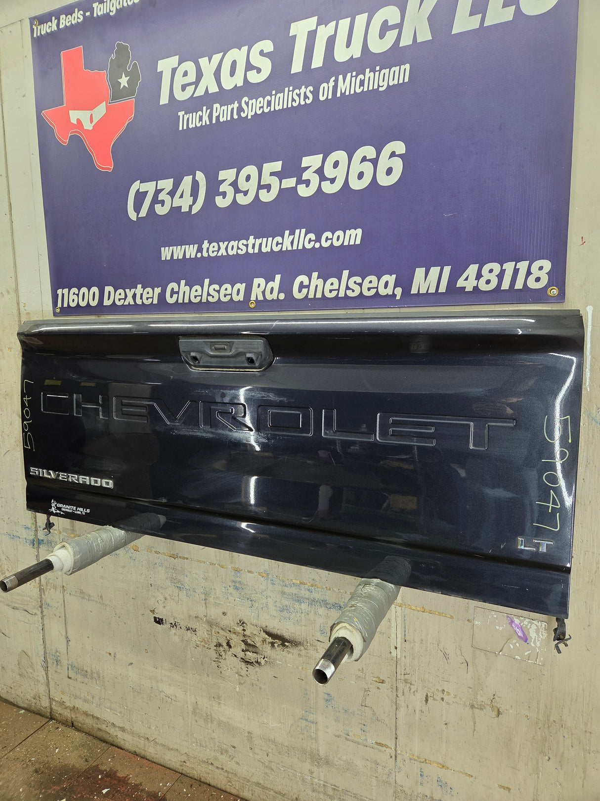 2019-2026 Chevrolet Silverado 2500 HD 3500HD Truck Tailgate