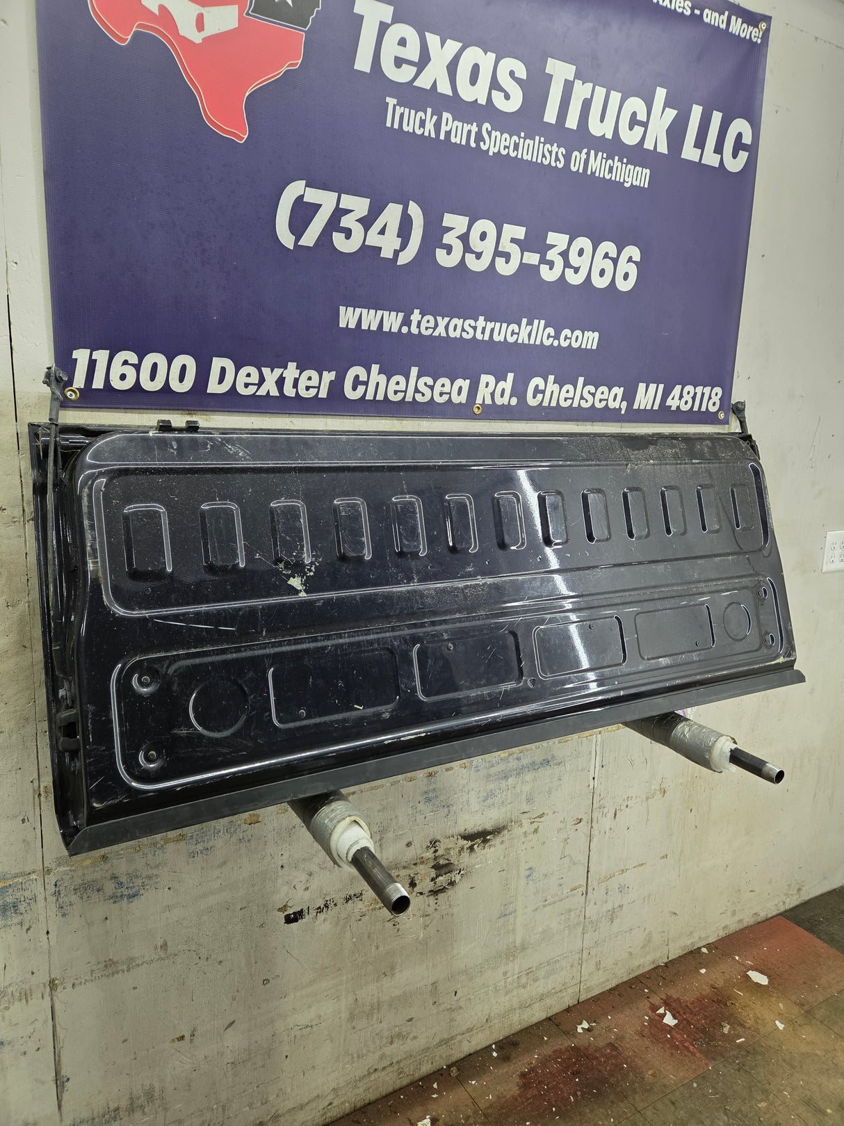 2019-2026 Chevrolet Silverado 2500 HD 3500HD Truck Tailgate