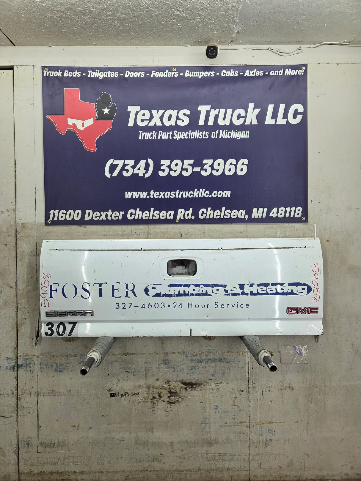 1999-2007 Chevrolet Silverado / GMC Sierra 1500 2500 3500 Tailgate