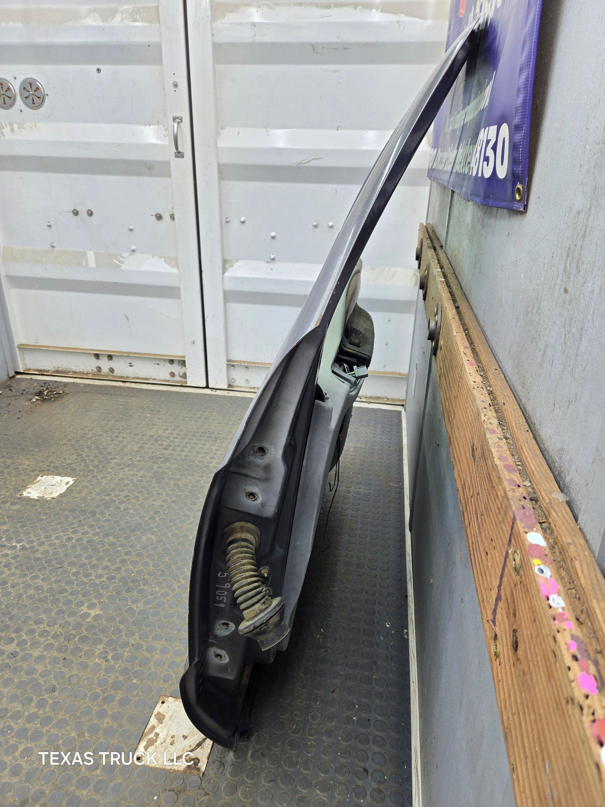 1999-2011 Ford Super Duty / Excursion Front Passenger RH Door F250 F350 F450 F550