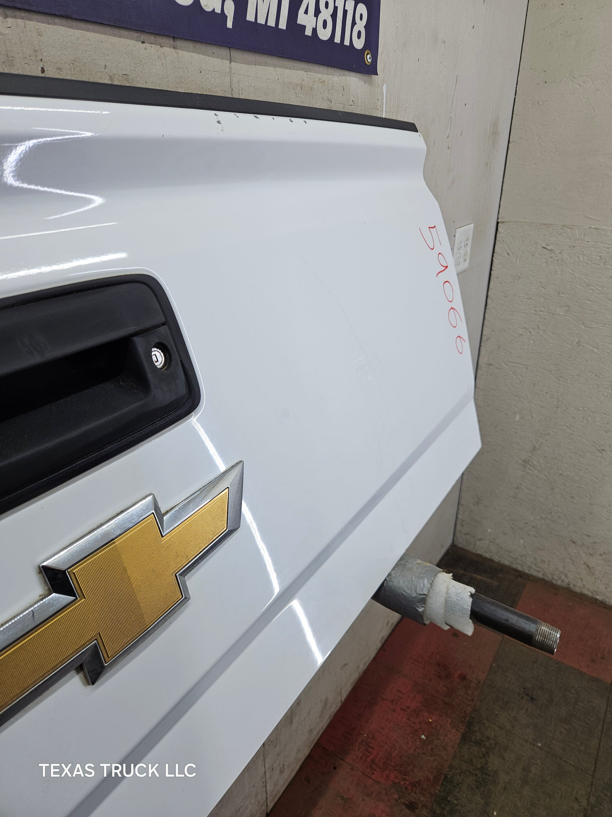 2014-2019 Chevrolet Silverado / GMC Sierra 1500 2500 3500 HD Tailgate