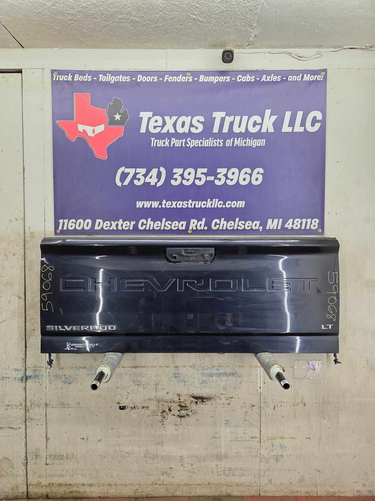 2019-2026 Chevrolet Silverado 2500 HD 3500HD Truck Tailgate