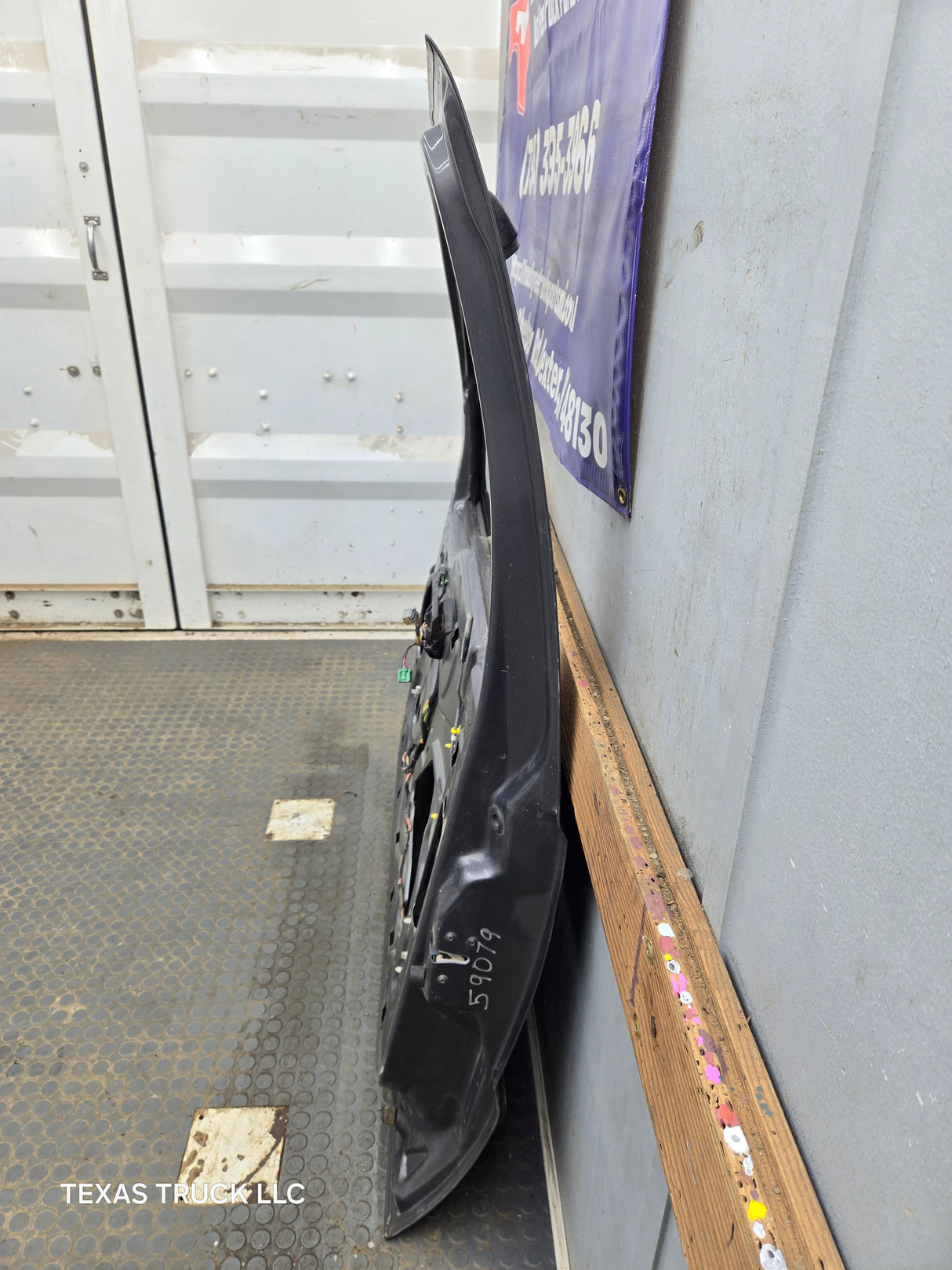 1999-2011 Ford Super Duty / Excursion Front Passenger RH Door F250 F350 F450 F550