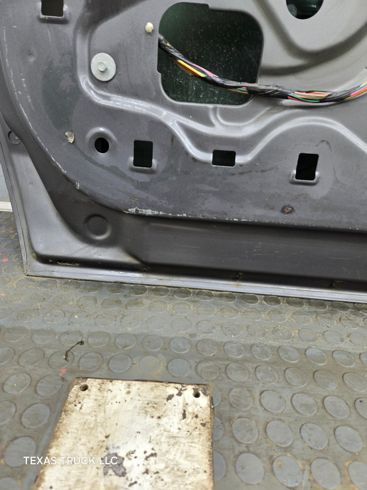 1999-2011 Ford Super Duty / Excursion Front Passenger RH Door F250 F350 F450 F550