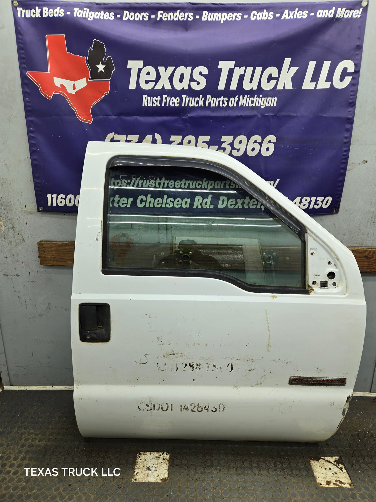 1999-2011 Ford Super Duty / Excursion Front Passenger RH Door F250 F350 F450 F550