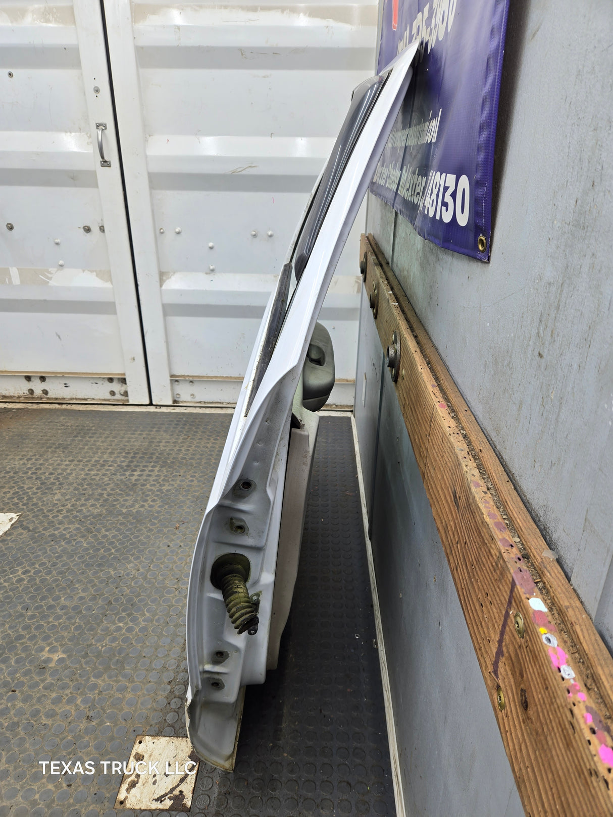 1999-2011 Ford Super Duty / Excursion Front Passenger RH Door F250 F350 F450 F550