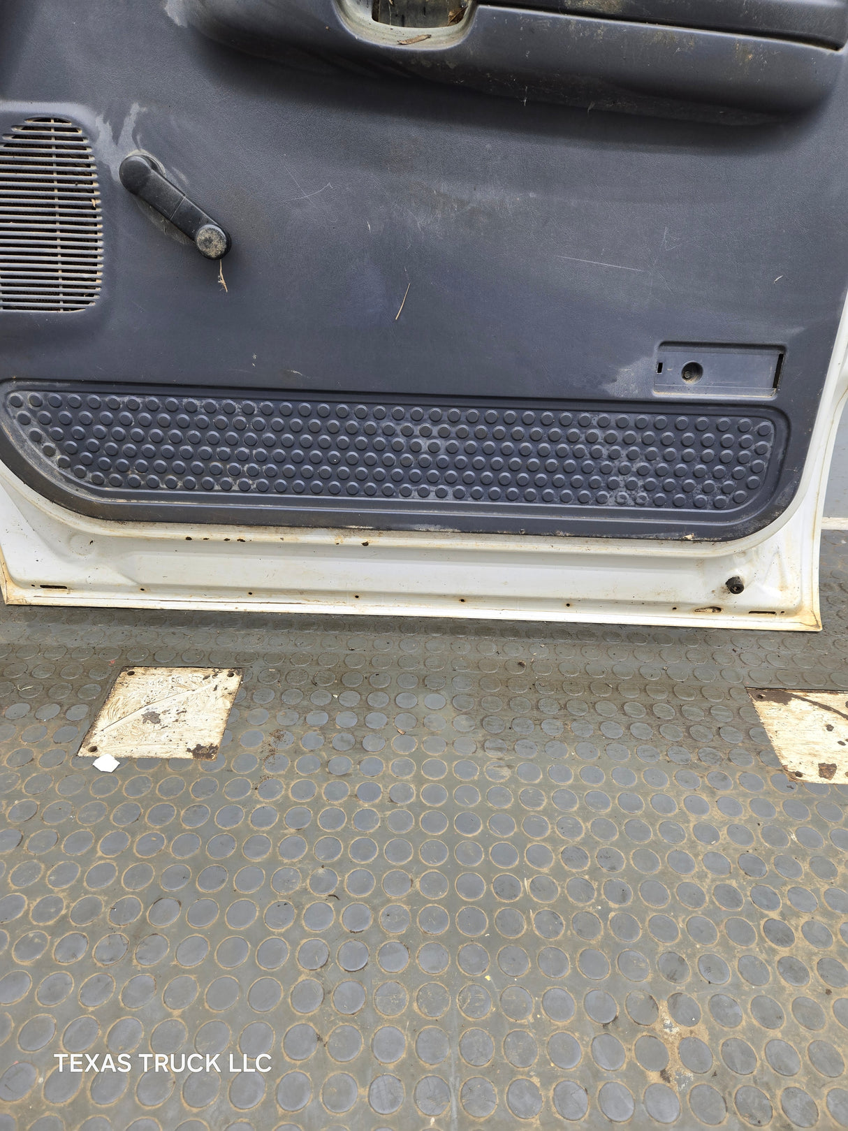 1999-2011 Ford Super Duty / Excursion Front Passenger RH Door F250 F350 F450 F550