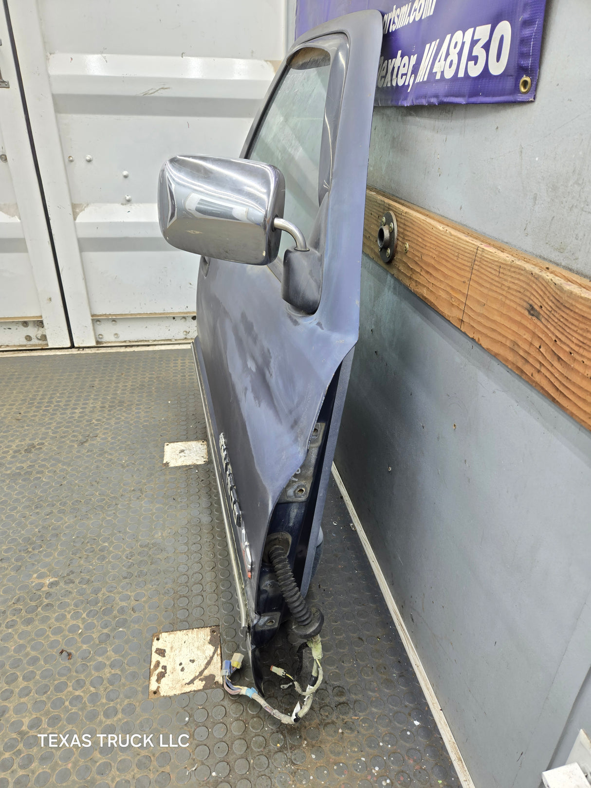 1994-2002 Dodge Ram 2nd Gen RH Passenger Side Front Door Regular Cab / 2 Door Ext Cab 1500 2500 3500 ROUND CORNER