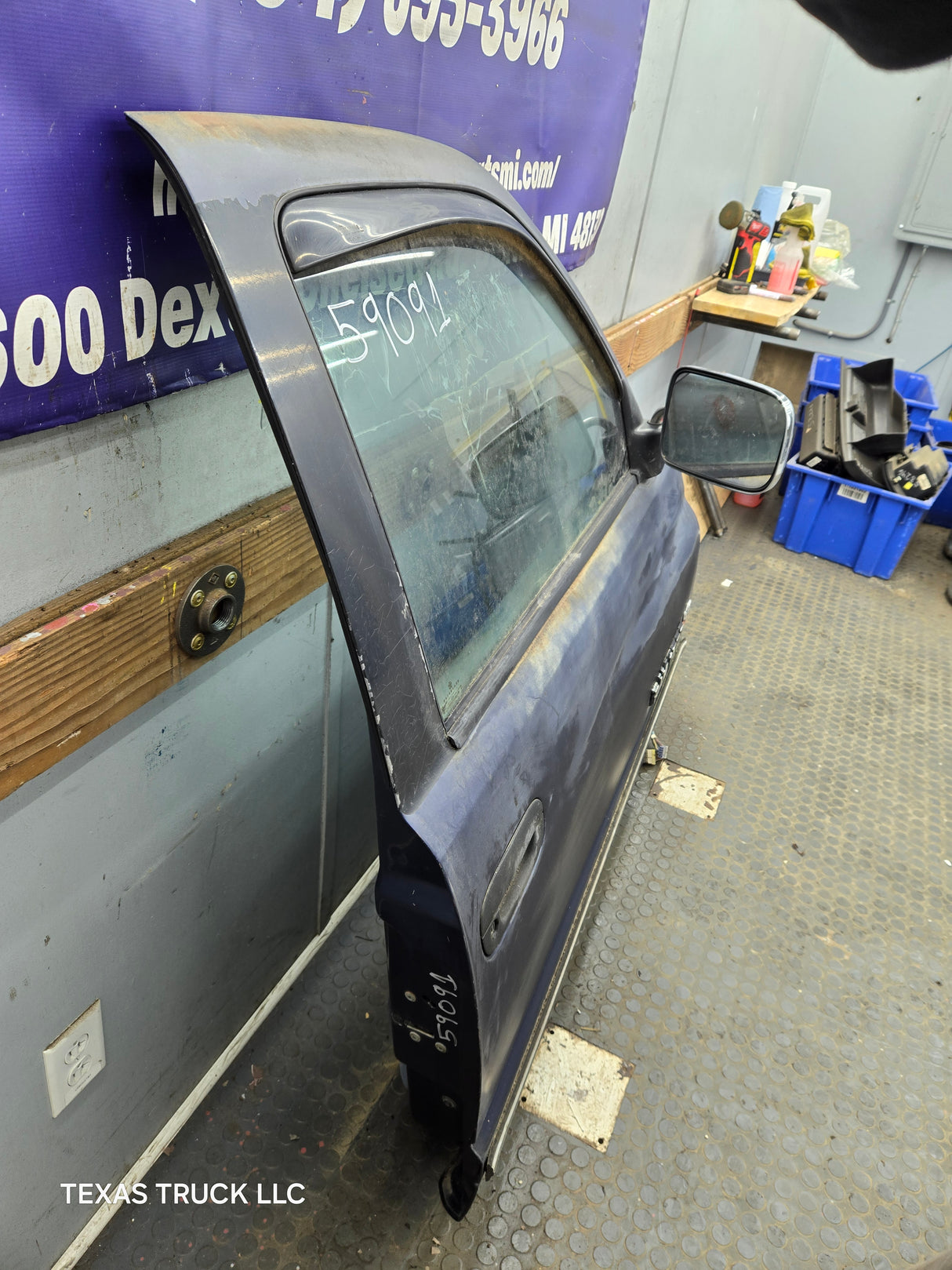 1994-2002 Dodge Ram 2nd Gen RH Passenger Side Front Door Regular Cab / 2 Door Ext Cab 1500 2500 3500 ROUND CORNER