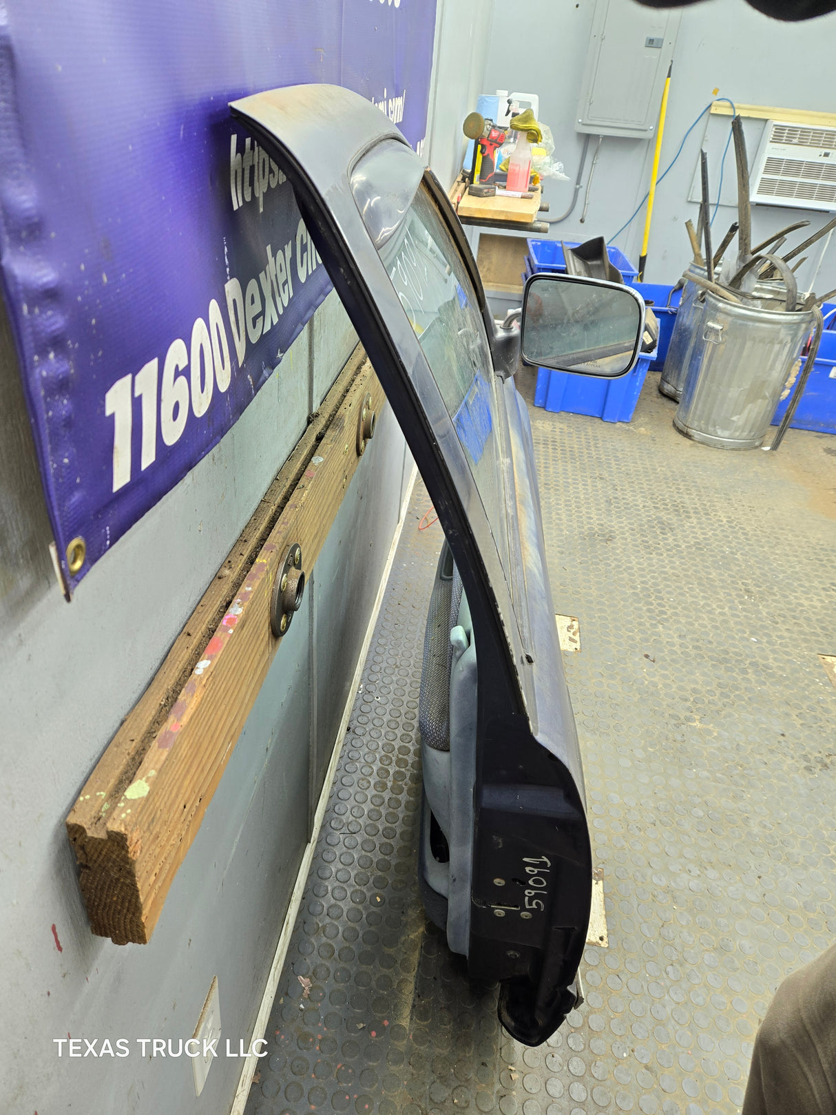 1994-2002 Dodge Ram 2nd Gen RH Passenger Side Front Door Regular Cab / 2 Door Ext Cab 1500 2500 3500 ROUND CORNER