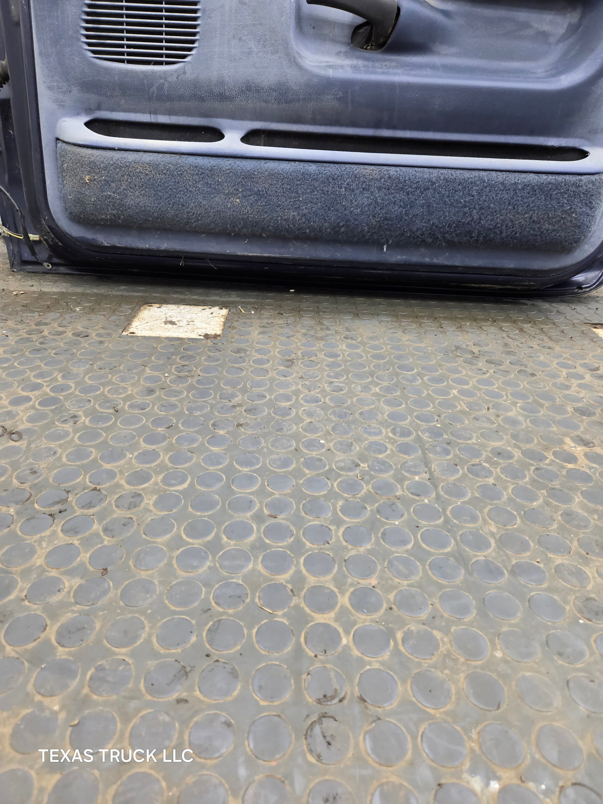 1994-2002 Dodge Ram 2nd Gen RH Passenger Side Front Door Regular Cab / 2 Door Ext Cab 1500 2500 3500 ROUND CORNER