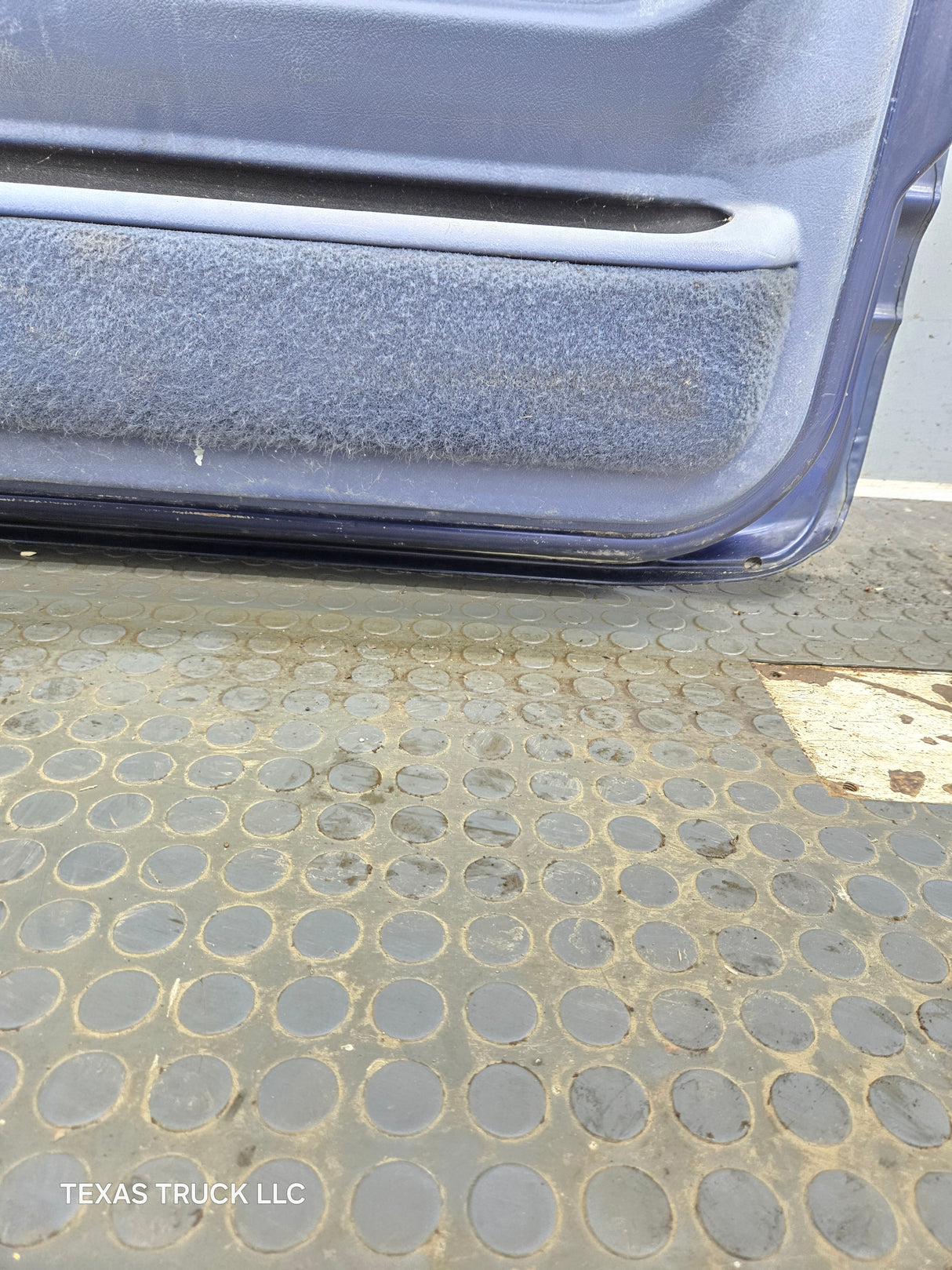 1994-2002 Dodge Ram 2nd Gen RH Passenger Side Front Door Regular Cab / 2 Door Ext Cab 1500 2500 3500 ROUND CORNER