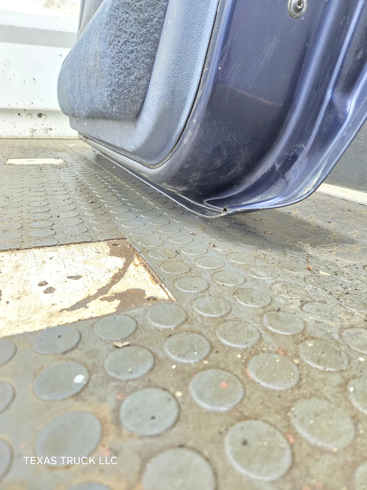 1994-2002 Dodge Ram 2nd Gen RH Passenger Side Front Door Regular Cab / 2 Door Ext Cab 1500 2500 3500 ROUND CORNER