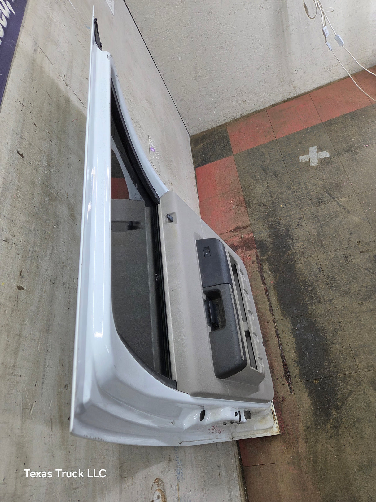 1999-2011 Ford Super Duty LH Driver Side Rear Crew Cab Door F250 F350 F450 F550