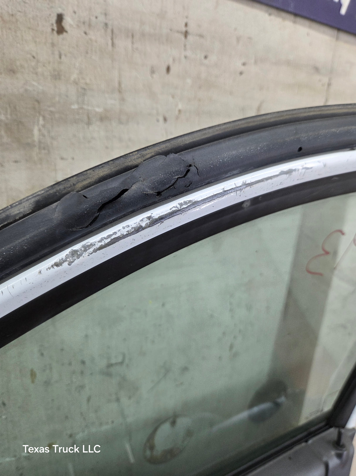 2009-2018 Dodge Ram 4th Gen Passenger Side RH Front Quad Crew Cab Door 1500 2500 3500 4500 5500