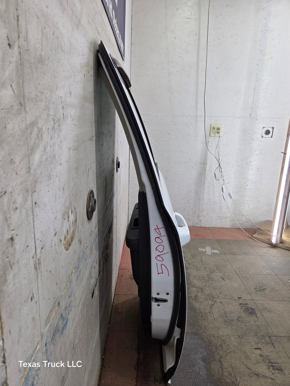 2009-2018 Dodge Ram 4th Gen Passenger Side Rear Quad Cab Door 1500 2500 3500 4500 5500 - White