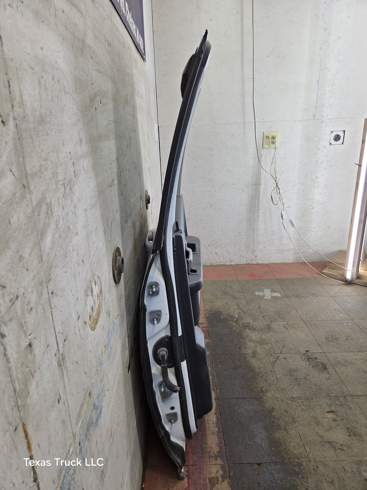 2009-2018 Dodge Ram 4th Gen Passenger Side Rear Quad Cab Door 1500 2500 3500 4500 5500 - White
