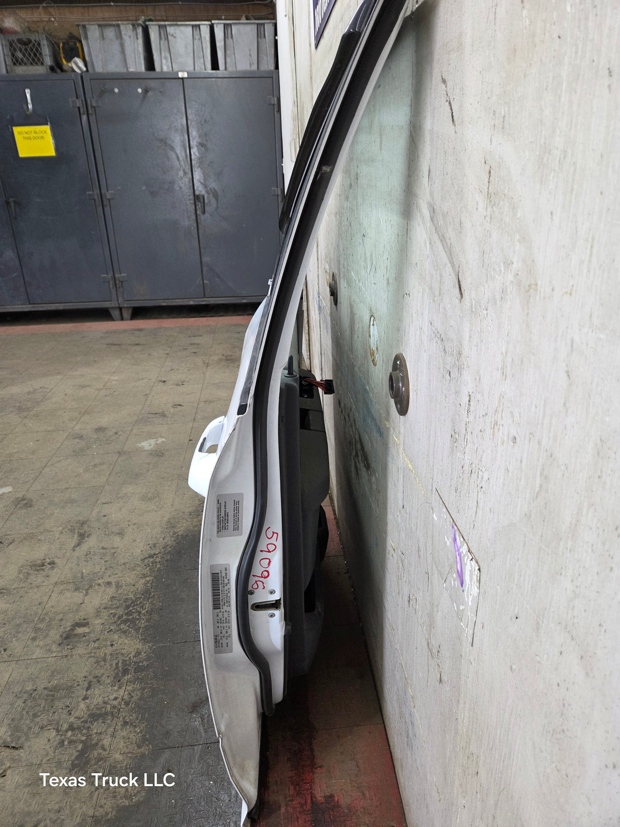 2009-2018 Dodge Ram 4th Gen Driver Side Front Quad/Crew Cab Door 1500 2500 3500 4500 5500