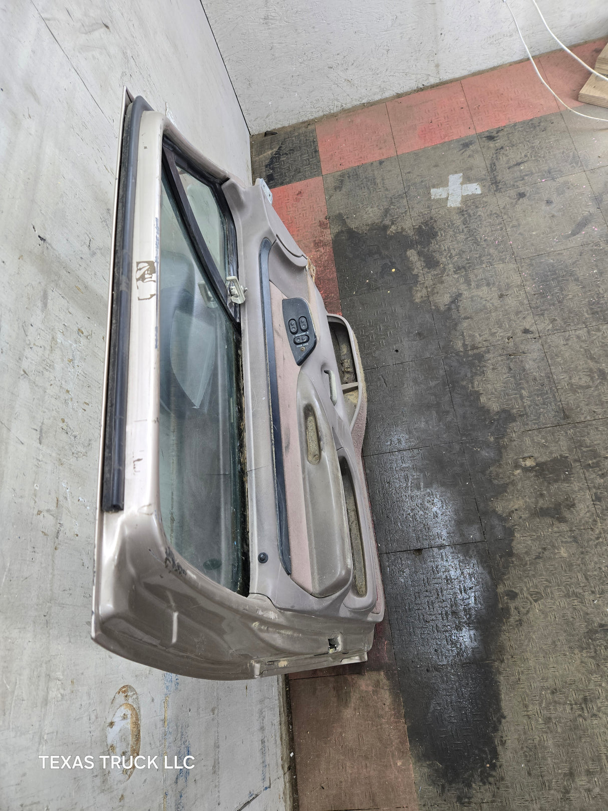 1987-1997 Ford F Series F250 F350 F450 F550 Driver Side Front Door LH