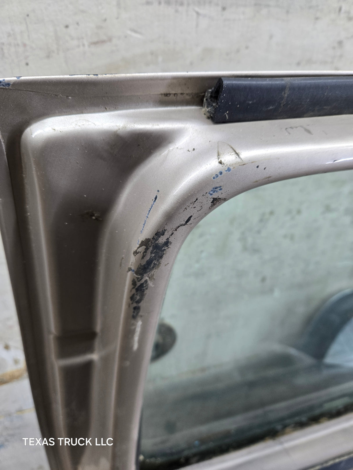 1987-1997 Ford F Series F250 F350 F450 F550 Driver Side Front Door LH